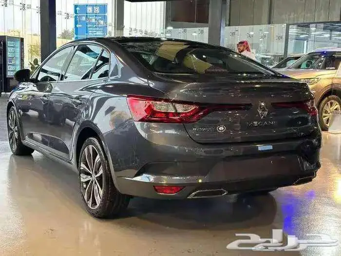 رينو ميجان نص فل 2024 4