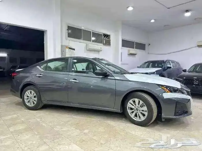 نيسان التيما 2025 استندر S بنزين كاش وتقسيط 0