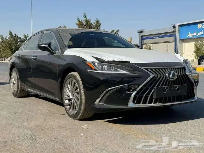 لكزس ES 350 cc نص فل 2025 بريمي كاش واقساط 4