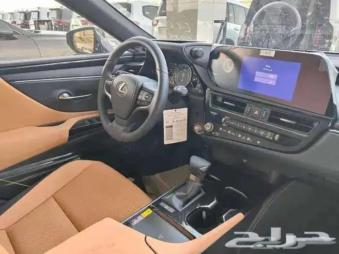 لكزس ES 250 AA ستاندر 2025 سعودي 4