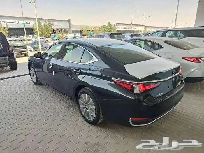 لكزس ES 250 AA ستاندر 2025 سعودي 12
