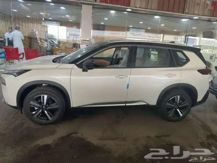 نيسان اكس تريل فل كامل 2025 3