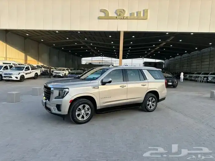 جي ام سي يوكن SLE ذهبي 2023 0