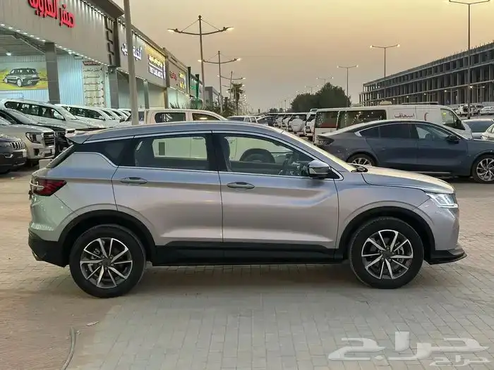 جيلي كولراي 2023 ( تم البيع ) 8