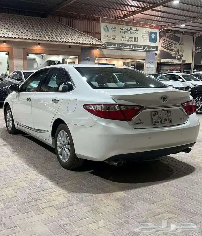 كامري 2016 GIX ممشى 129 الف فقط 3