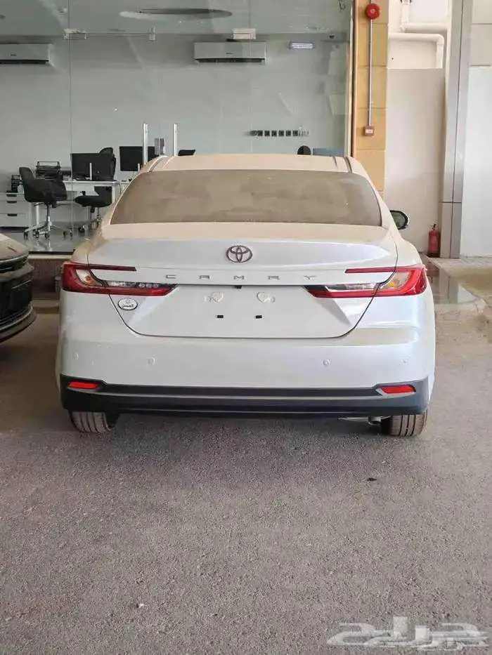 كامري E ستاندر طيس بنزين (الدفعة الأخيرة) 2025 لدى الحسن 2