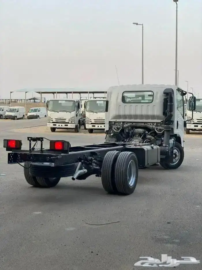 دينا ايسوزو 4 طن شاص طويل 4.95 ياباني 1