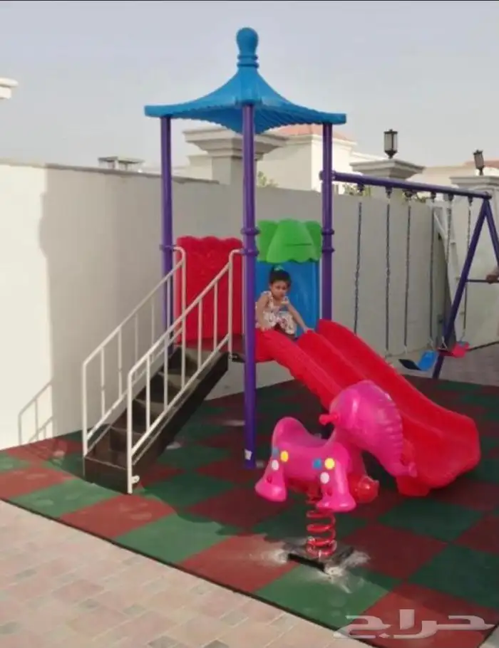 كراسي و طاولات و ألعاب أطفال 29