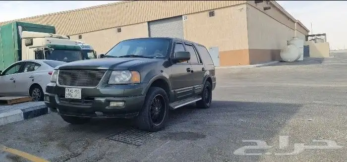 فورد اكسبيديشن للبيع او البدل بسيارة صغيرة 0