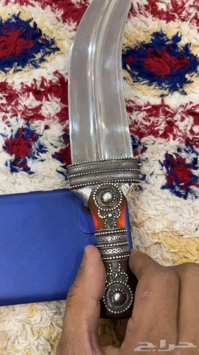 جنبينه زراف مسمار للبيع الرجاء التواصل عبر الواتس. 8