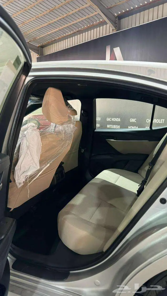 تويوتا كامري E ستاندر 2025 - عروض الأقساط 12