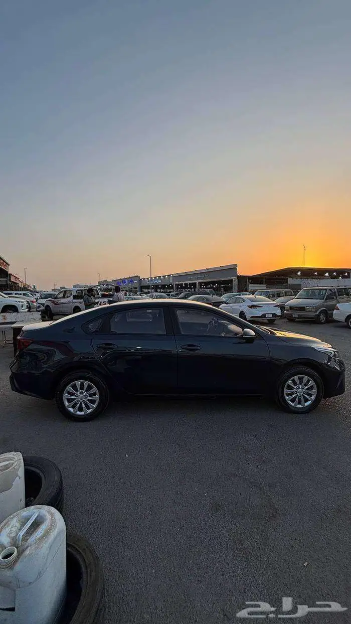 كيا K3 2024 أسود فخم ونظيف جدا 5