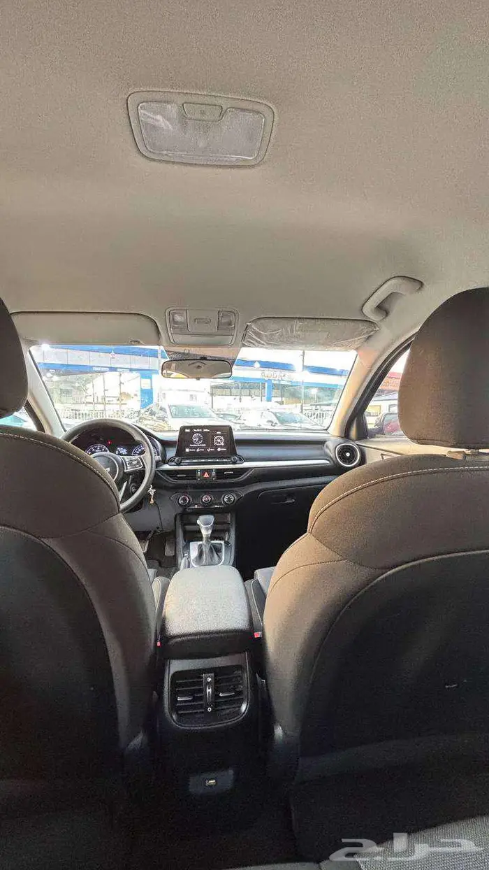 كيا K3 2024 أسود فخم ونظيف جدا 12