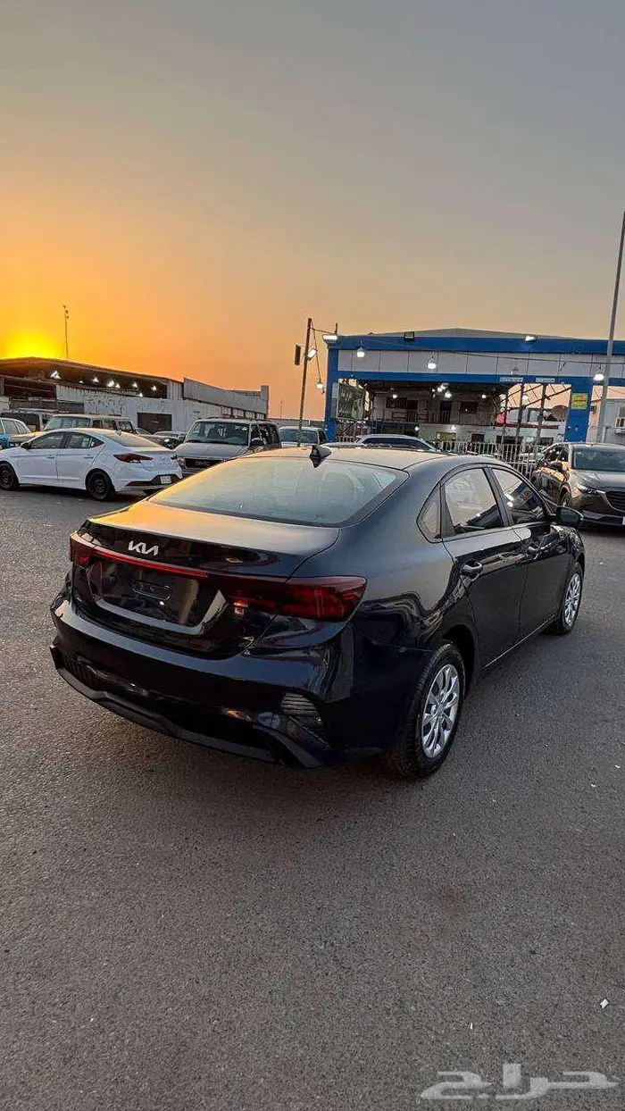 كيا K3 2024 أسود فخم ونظيف جدا 7