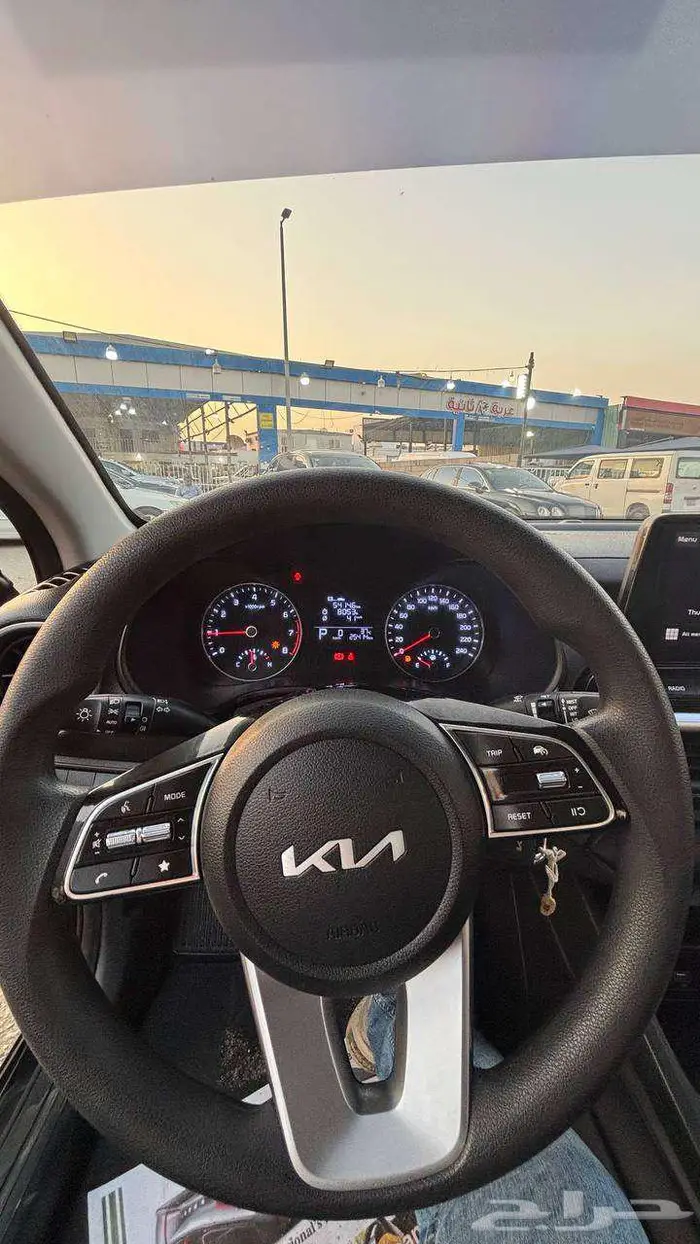 كيا K3 2024 أسود فخم ونظيف جدا 10