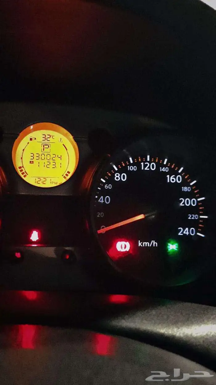نيسان قاشقاي 8