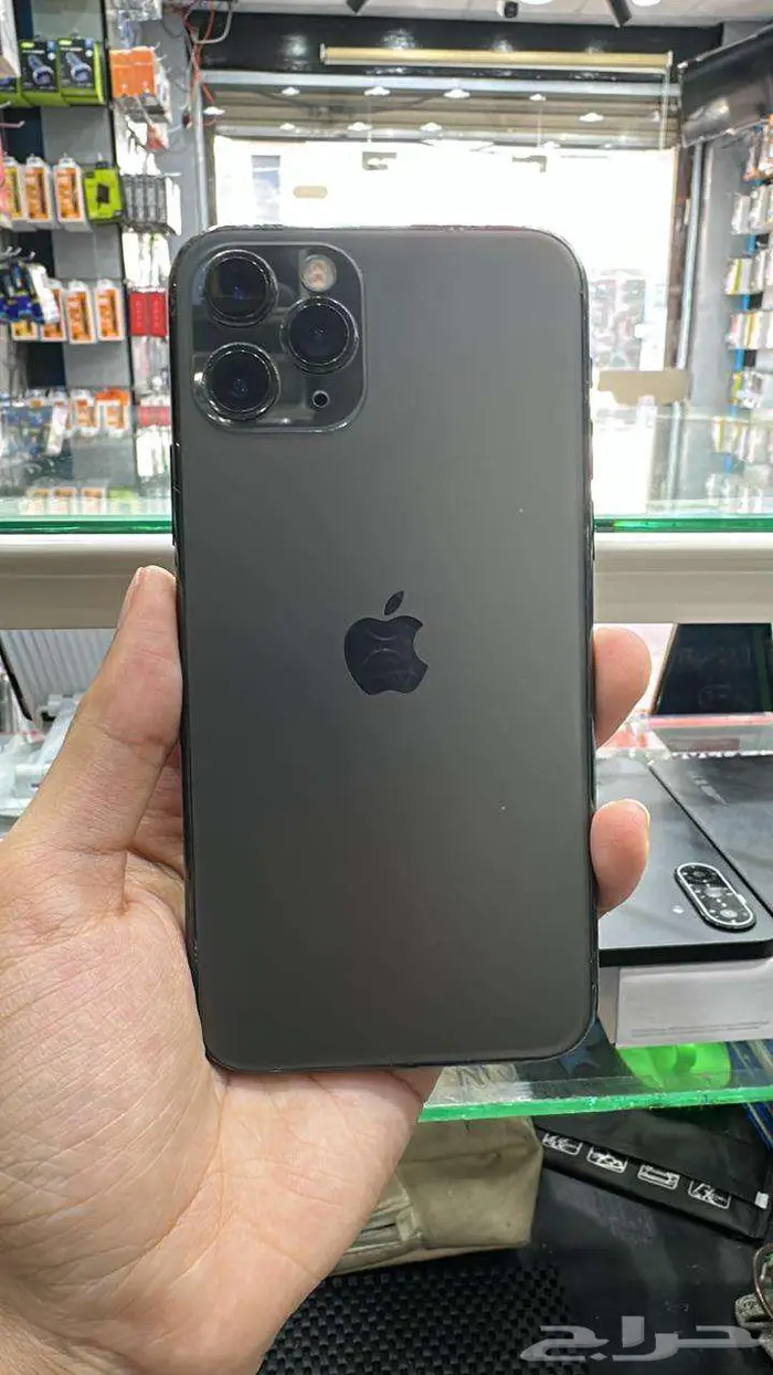 ايفون 11برو عادي للبيع عليه سوم 750 0