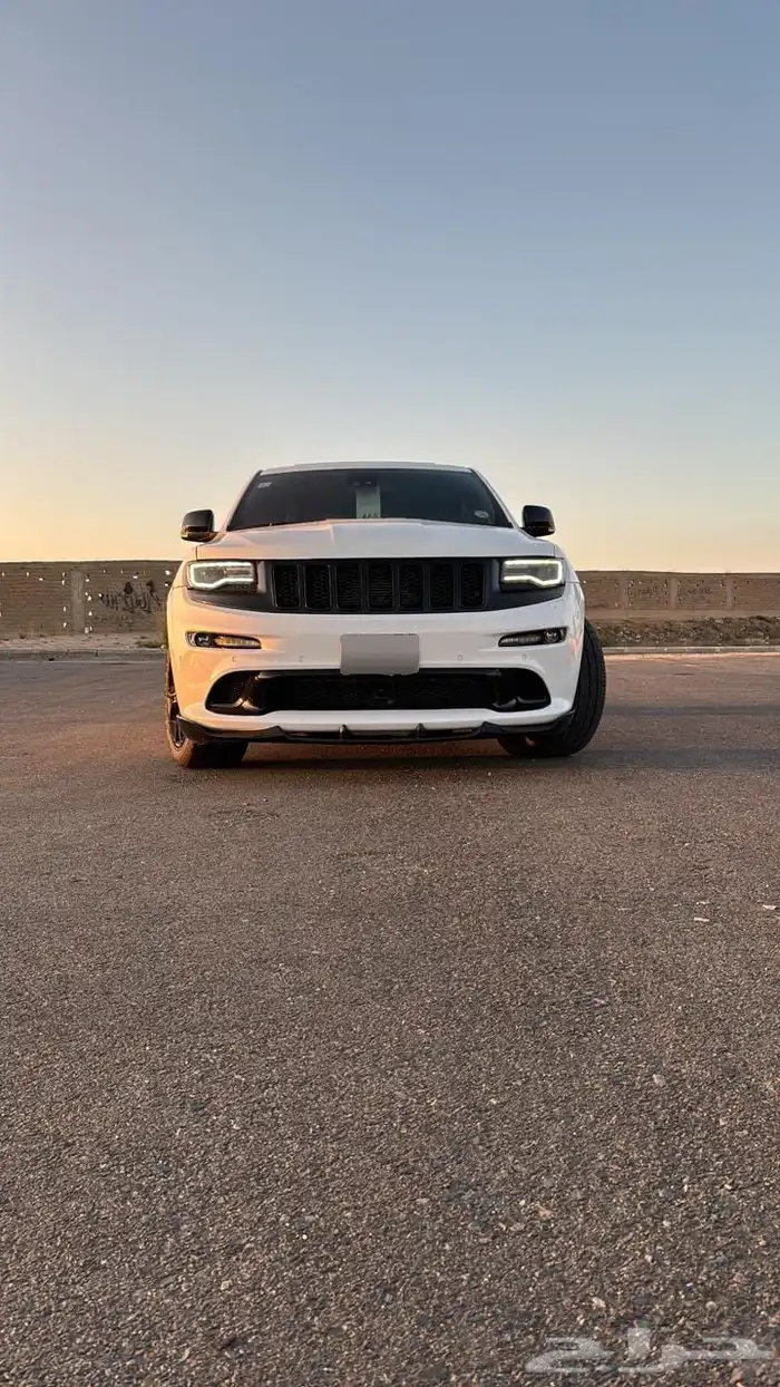 جراند شيروكي SRT بلاك اديشن 2014 0