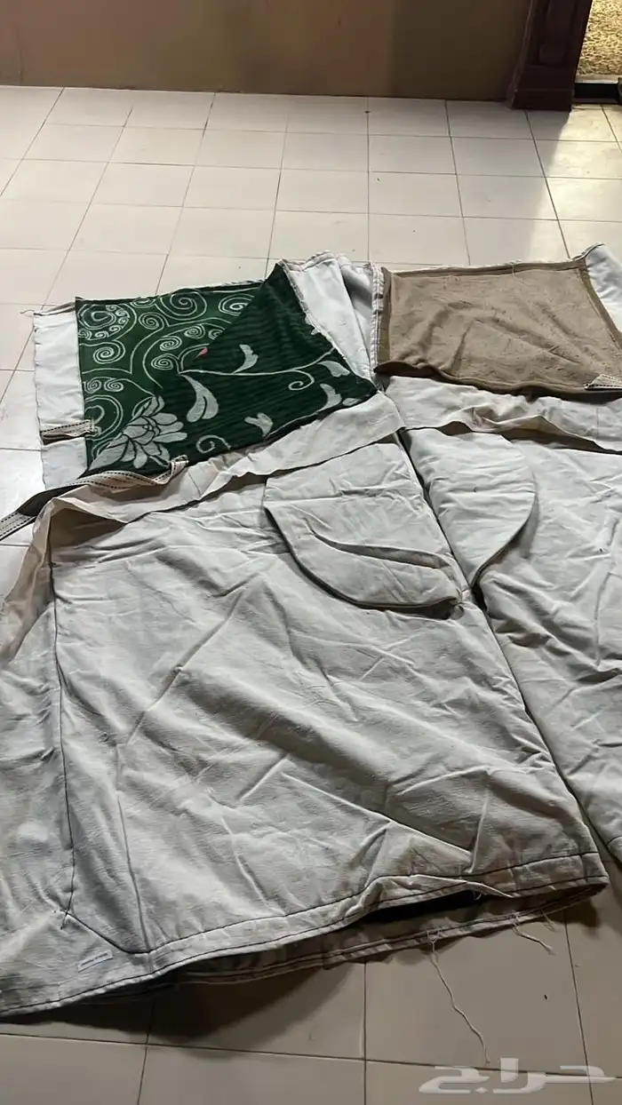 اجلت ابل ثقال دفيه من داخل بطانيه 0