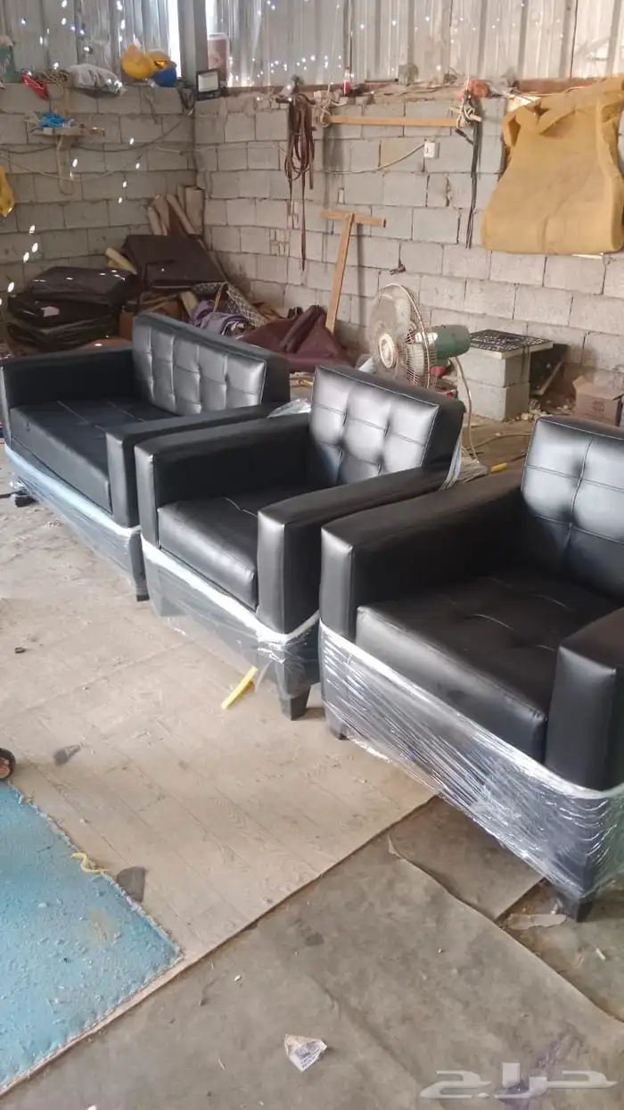 جديد كنب جلد فخم طقم متوفر. ( أسعار جمله) 6