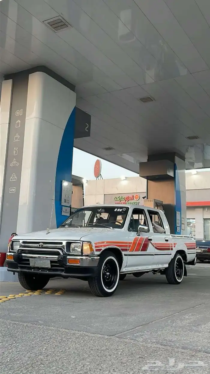 هايلكس 89 3
