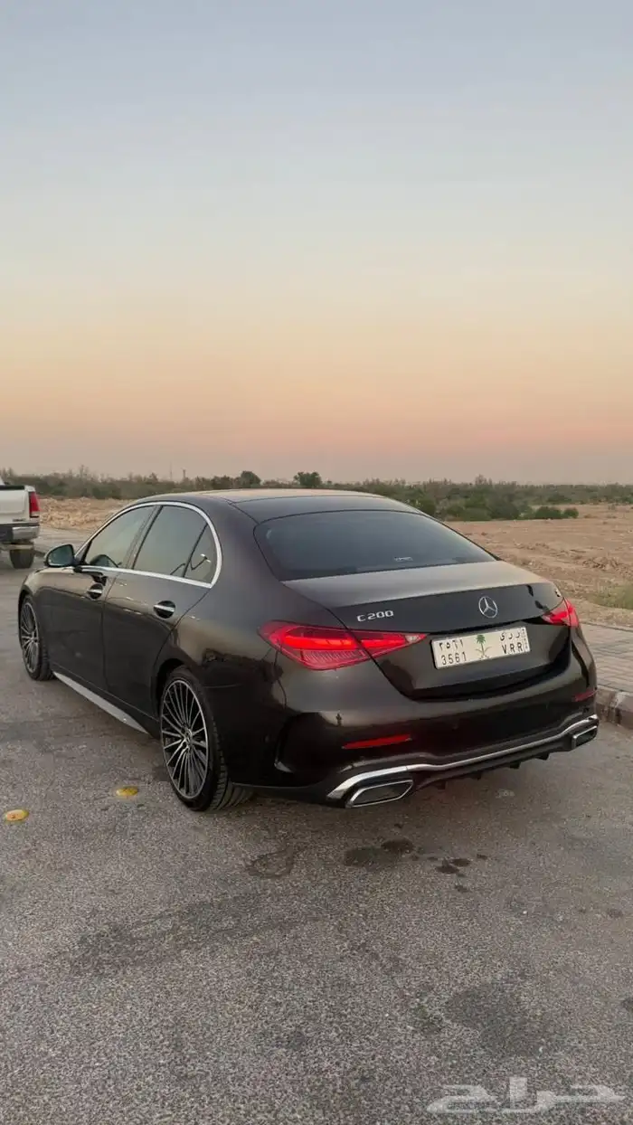 مرسيدس c200 موديل 2023 2