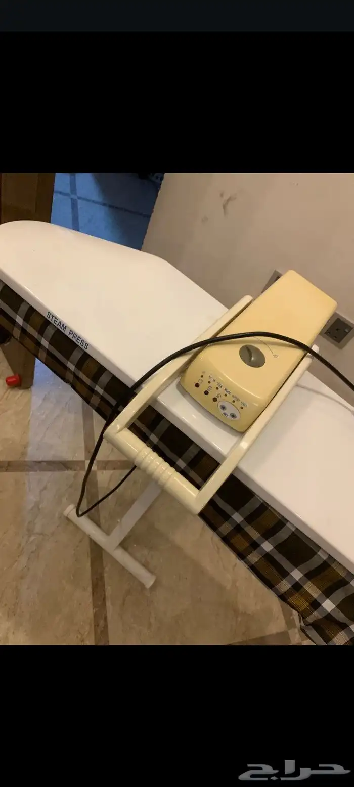 كاوية ملابس بخار كبس نظيف جدا شبه الجديد 0