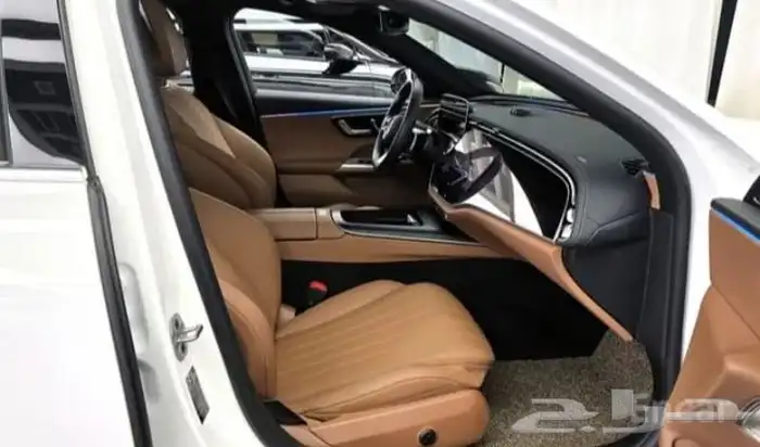 مرسيدس إيي 300 Benz E300 2025 8
