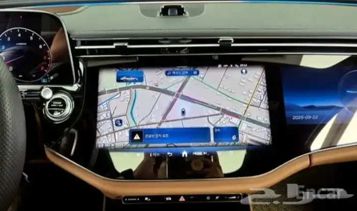 مرسيدس إيي 300 Benz E300 2025 11