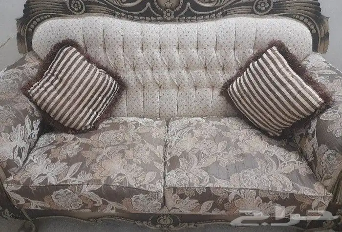 طقم كنب مستعمل للبيع 8