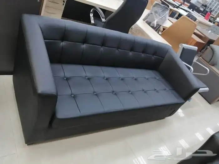 جديد كنب جلد فخم طقم متوفر. ( أسعار جمله) 8