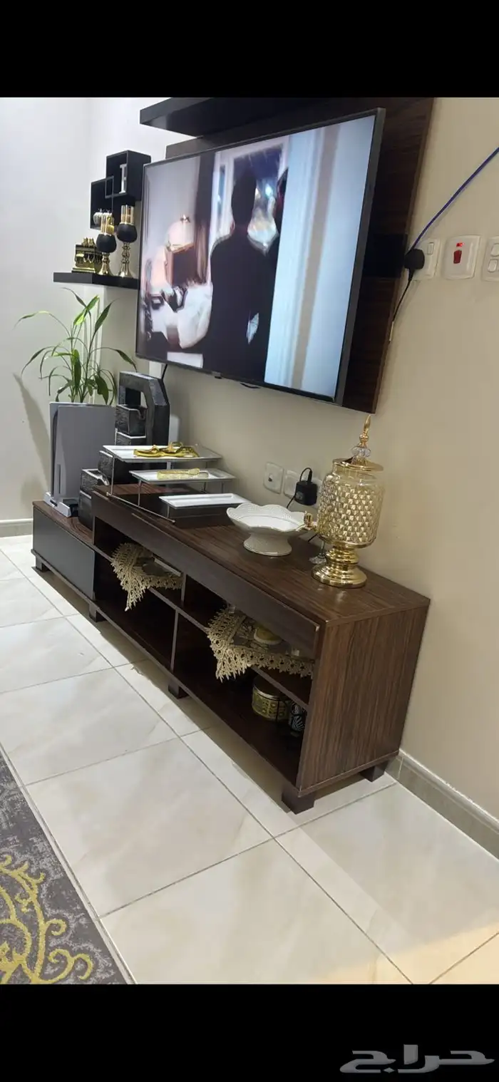 كنب وستارة وسجادة 4