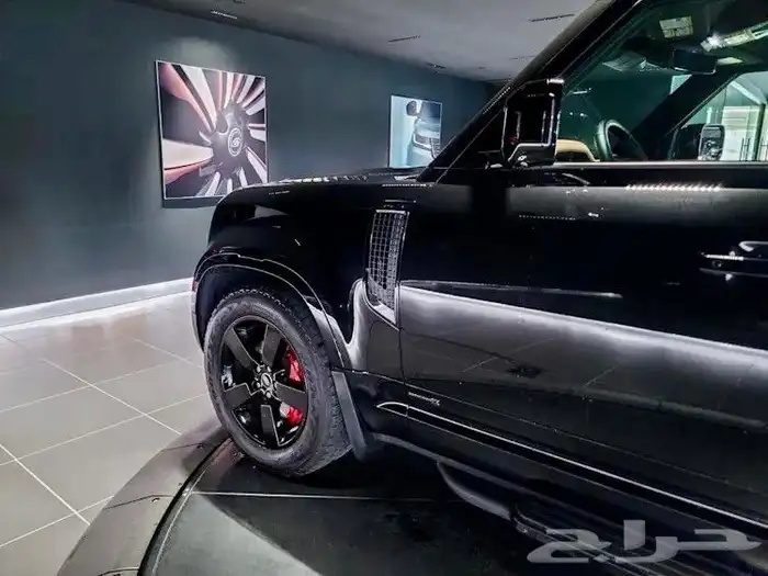 للبيع ديفندر X موديل 2023 ممشى قليل داخليه جملي وارد كندا 8