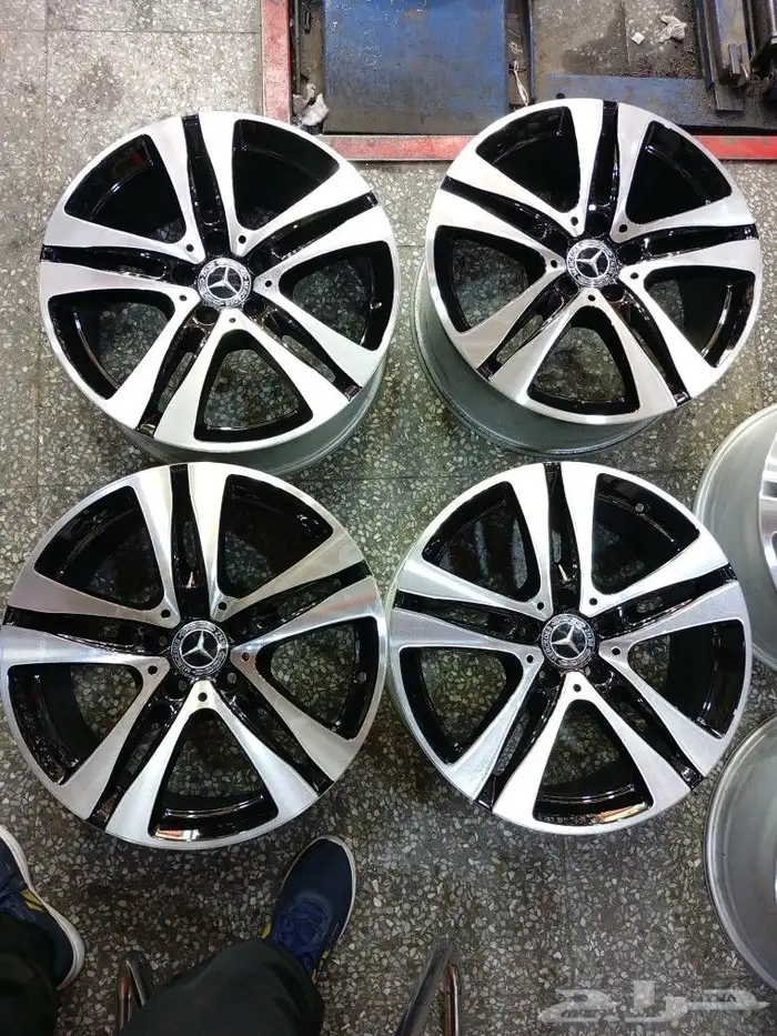 جنوط مرسيدس اصلي وكاله مستخدم نظيف مقاس 18 0