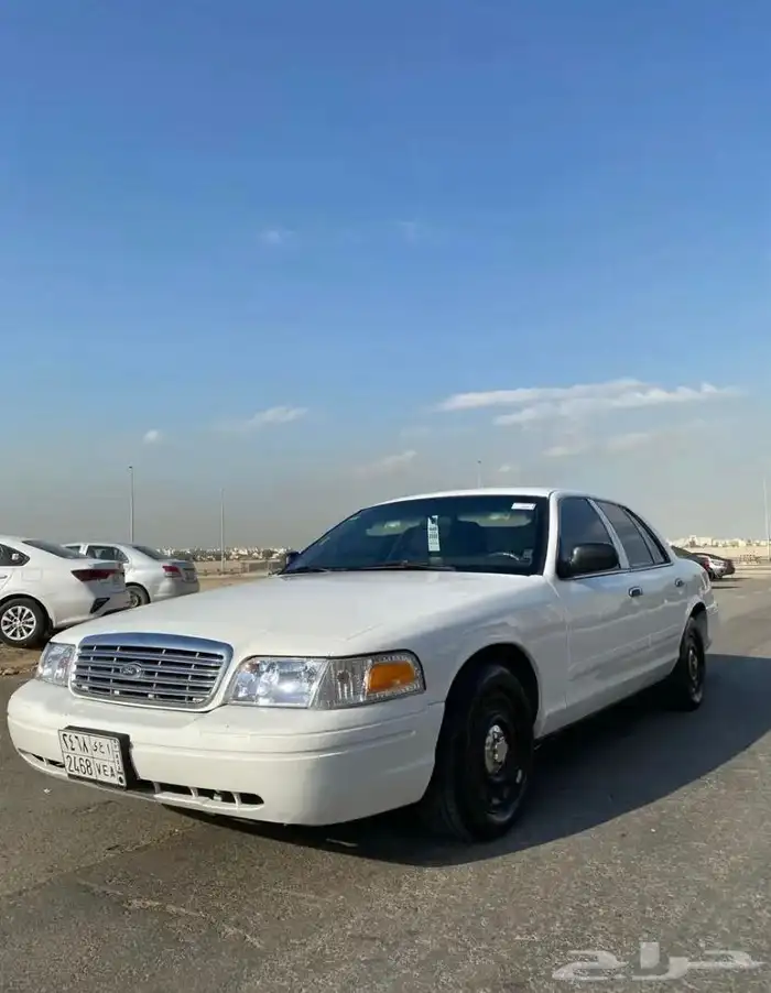 فورد بوليسي اصل 2003 كندي مكينه شرط قير موضب محركات شرط 6