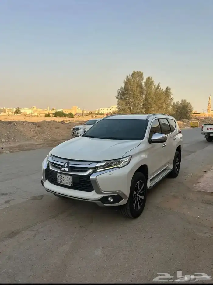 ميتسوبيشي مونتيرو 0