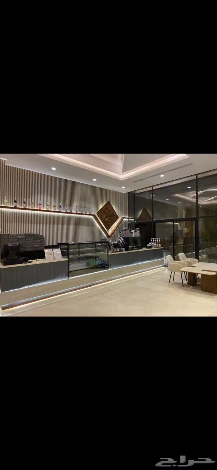 مقهى وكافيه كبير وفاخر مؤثث بالكامل 0