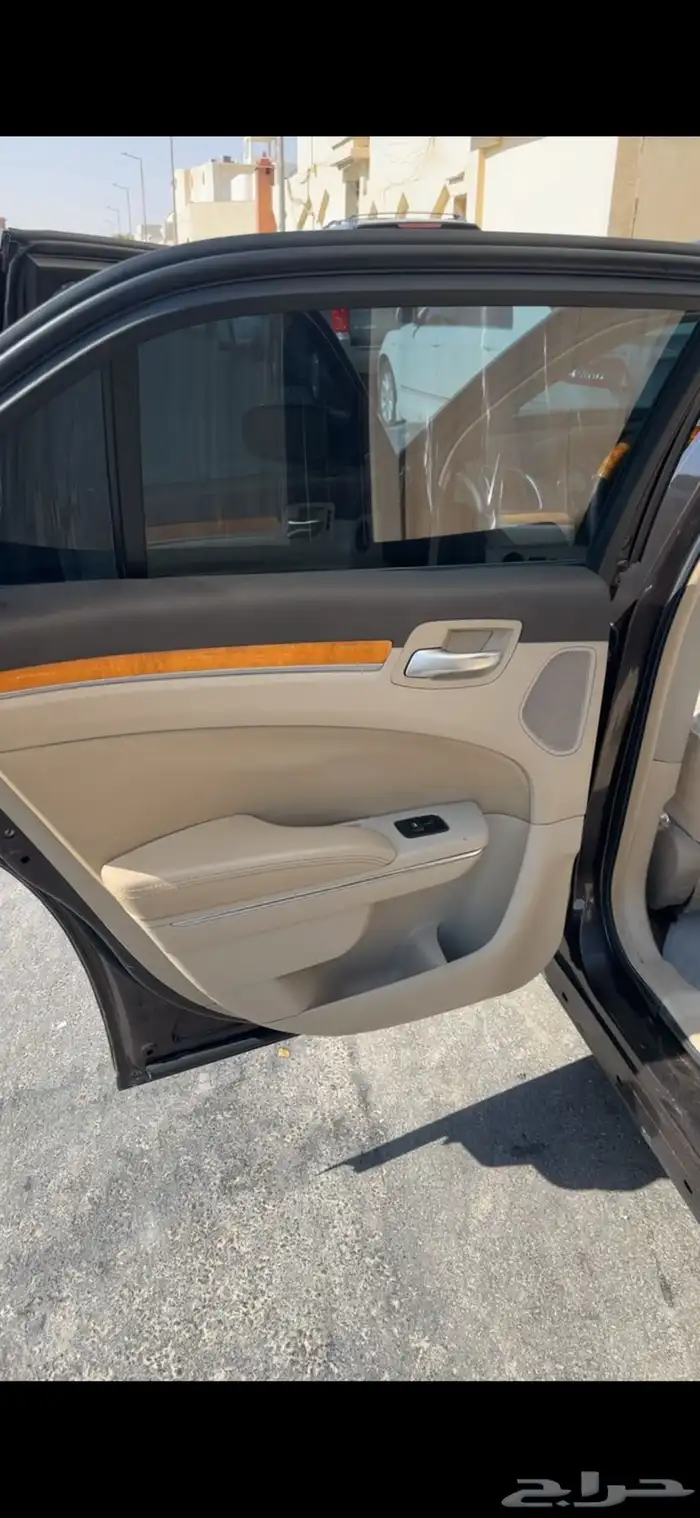 كرايسلر V8فل كامل 15