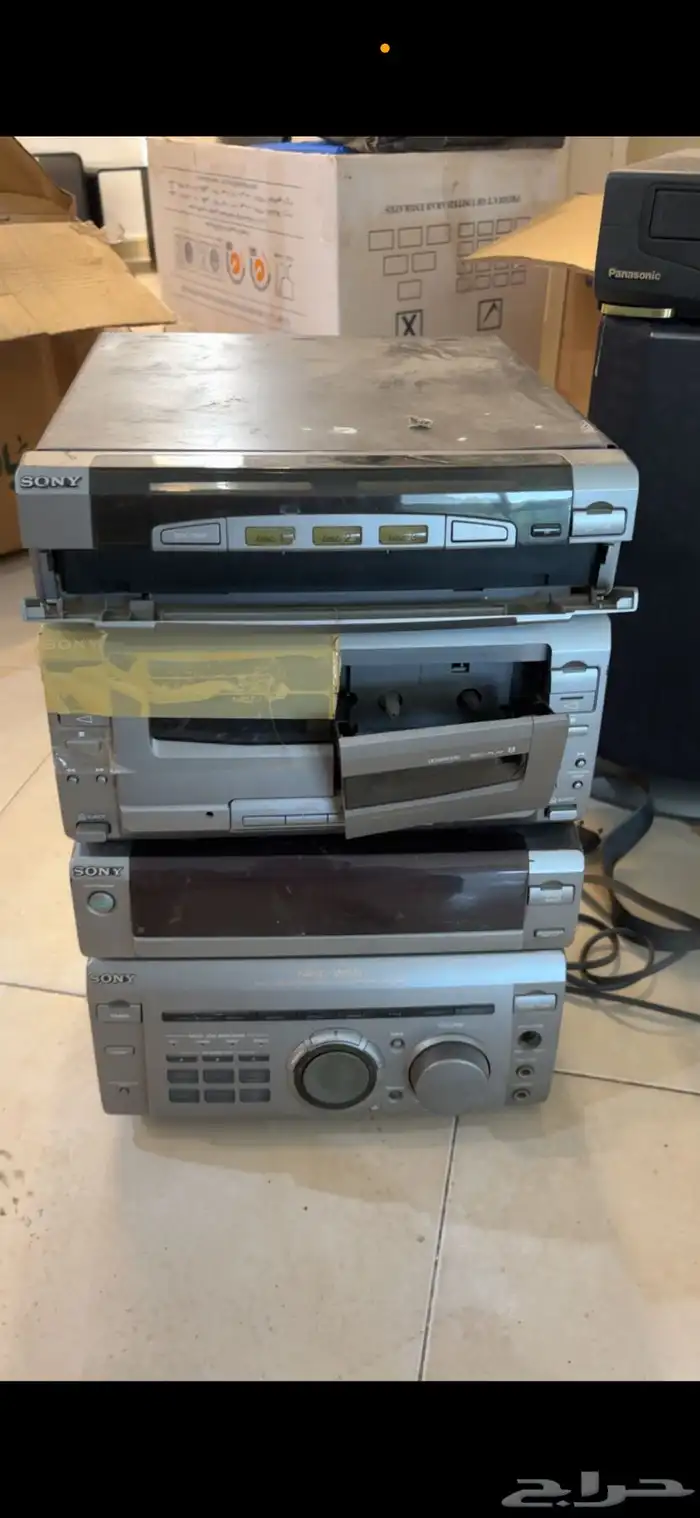 كنب سرير تلاجه براده مكوه بخار غرفة نوم 18