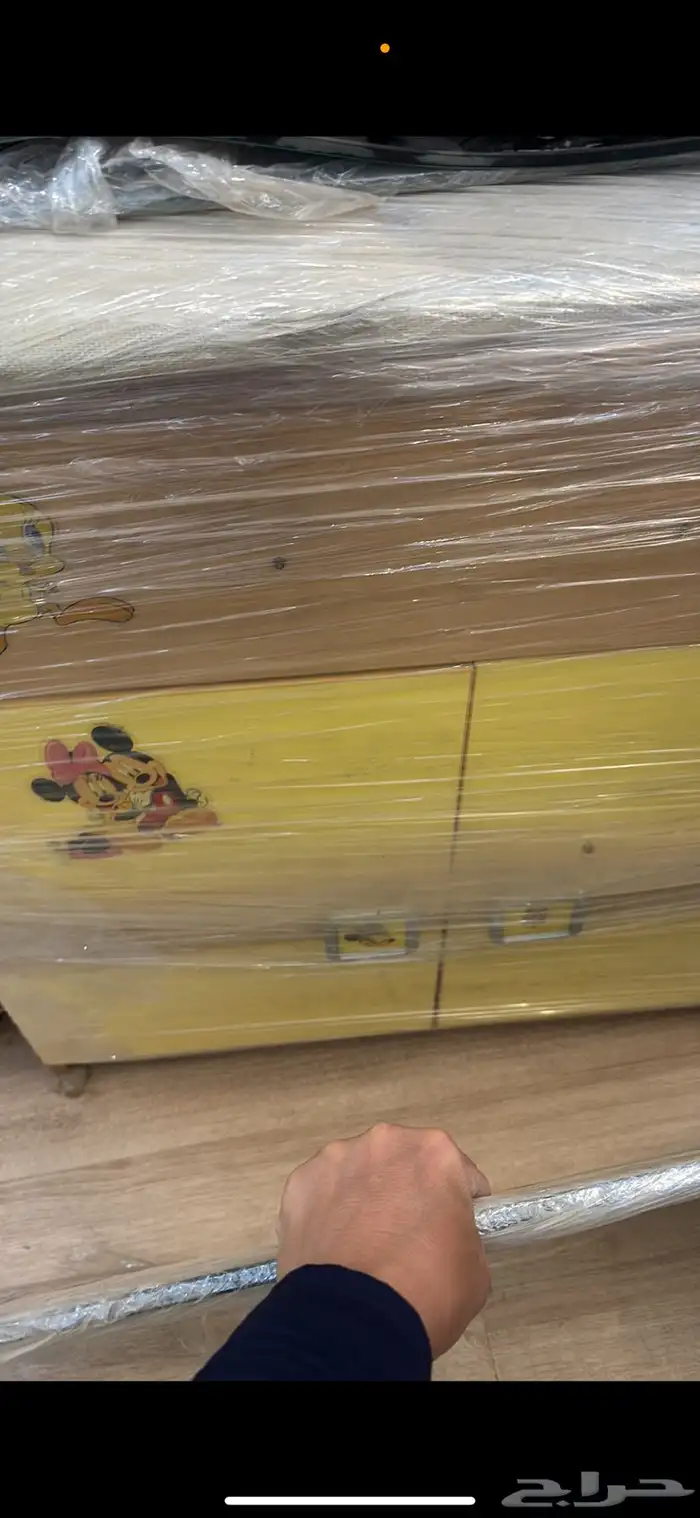 كنب سرير تلاجه براده مكوه بخار غرفة نوم 19