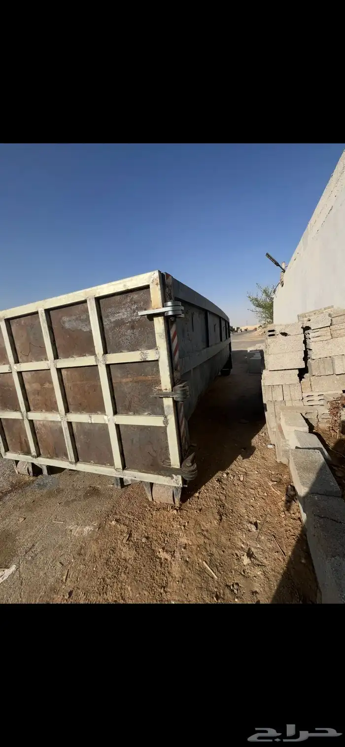 للبيع صندوق مقاس 30 ياردة متبقي 3 حبات فقط 3