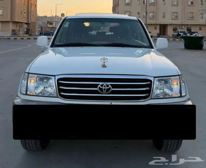 مطلوب شمعات  اصطبات  وشبك امامي لاندكروزر 98 الى 2002 0
