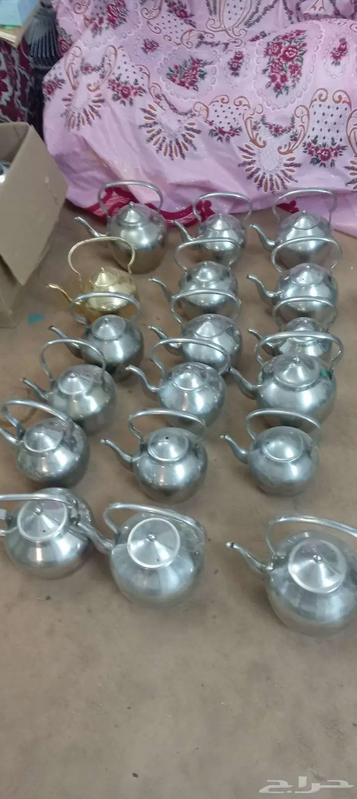 ابريق قديم للبيع 0