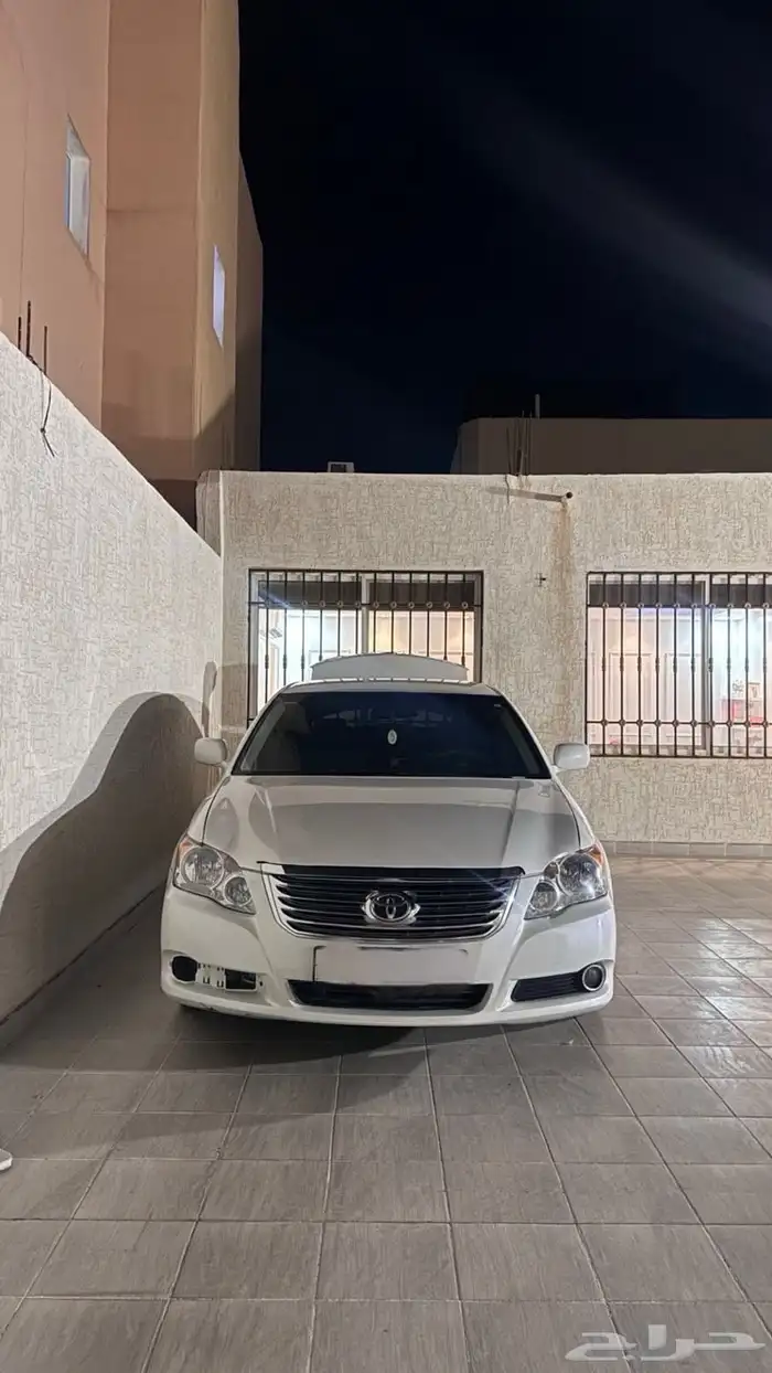 تويوتا افالون 2010 1