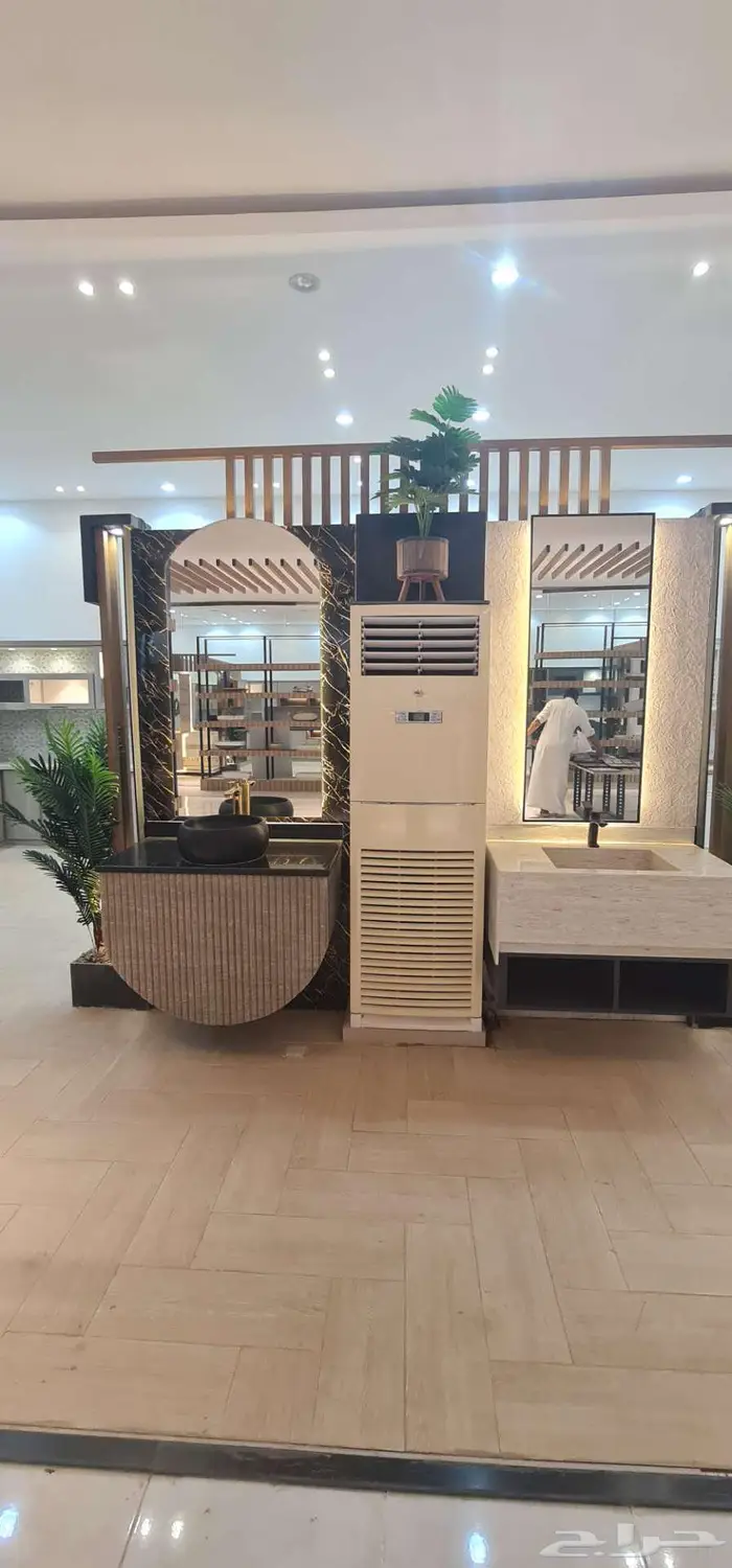 معرض مطابخ ومغاسل للبيع بكل محتوياته 9
