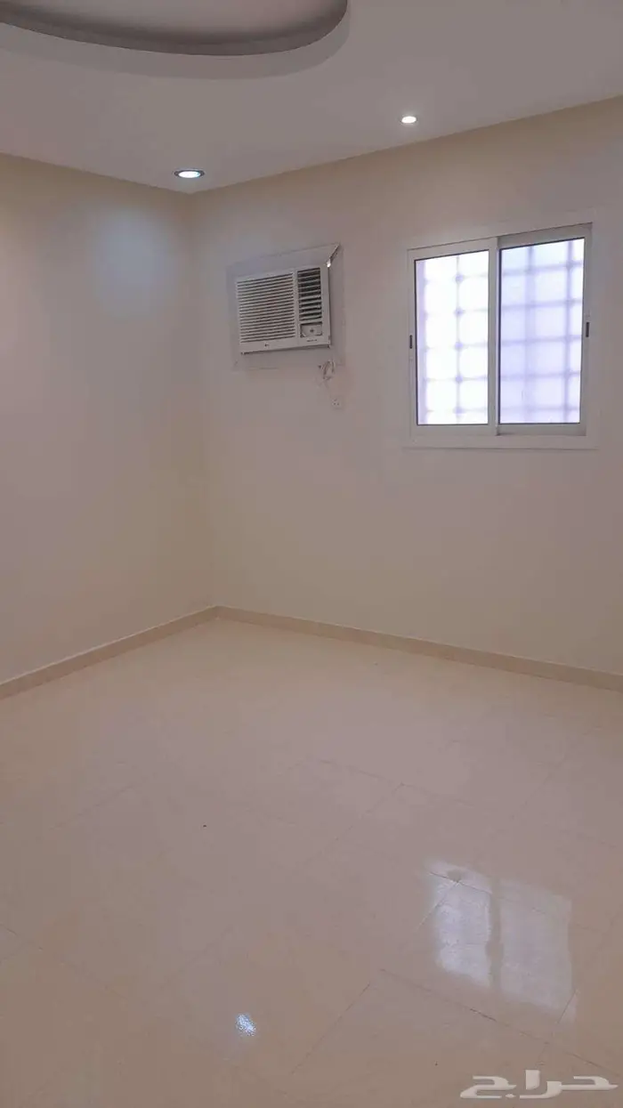 فيلا للبيع في شارع رقم 397  حي الملقا  مدينة الرياض 5