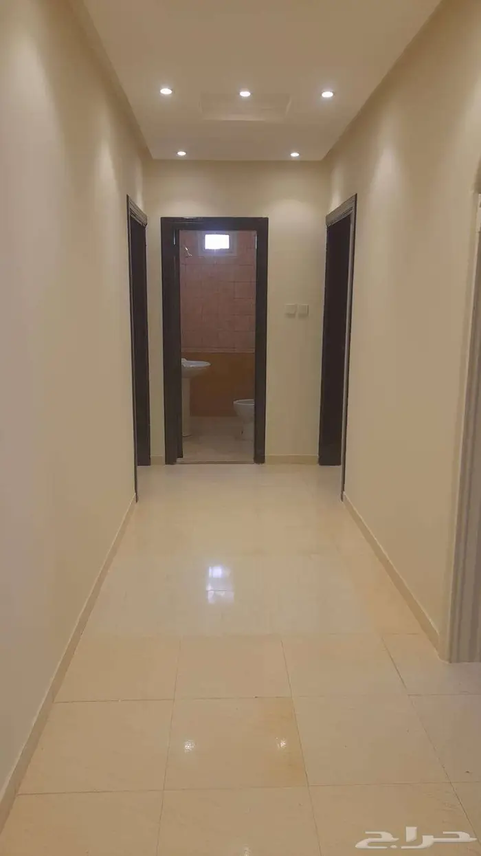 فيلا للبيع في شارع رقم 397  حي الملقا  مدينة الرياض 1