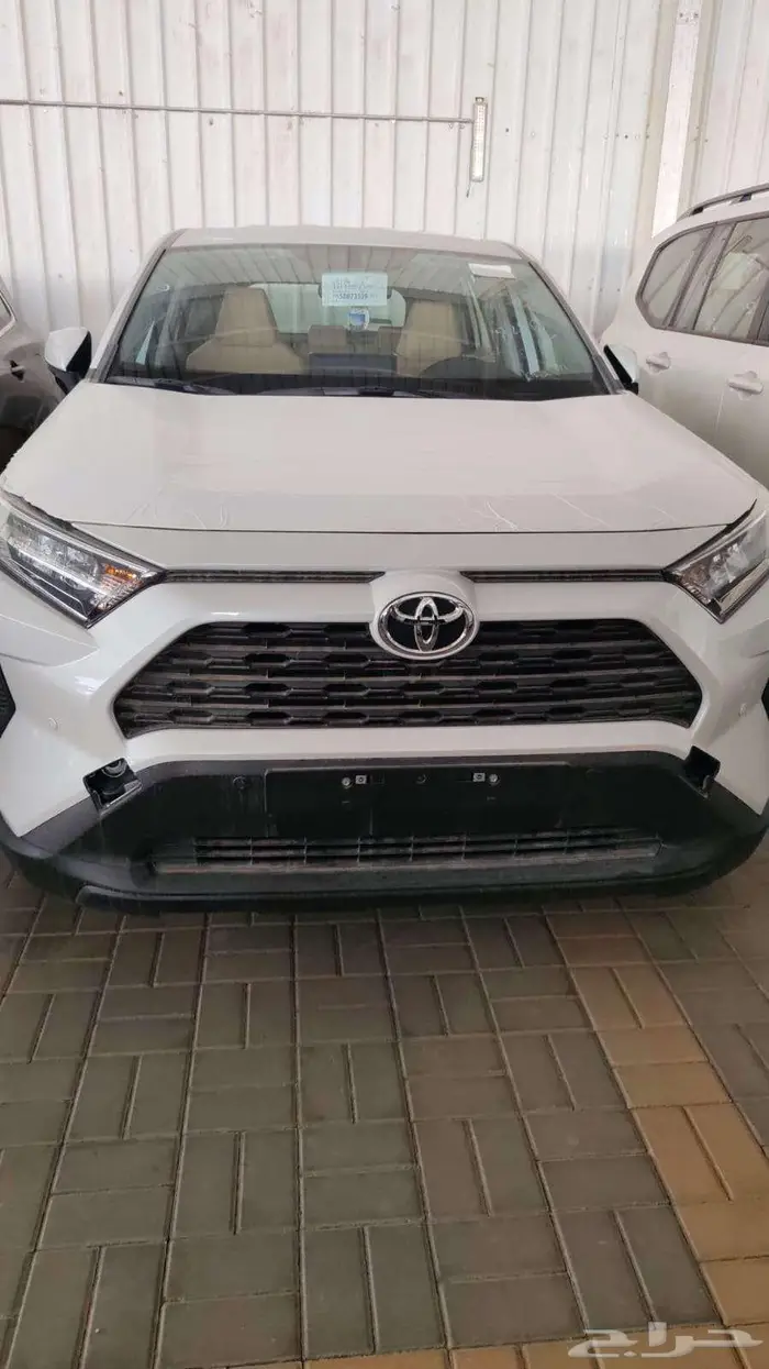 تويوتا راف فور اصفار بدون دفعه اولى 15