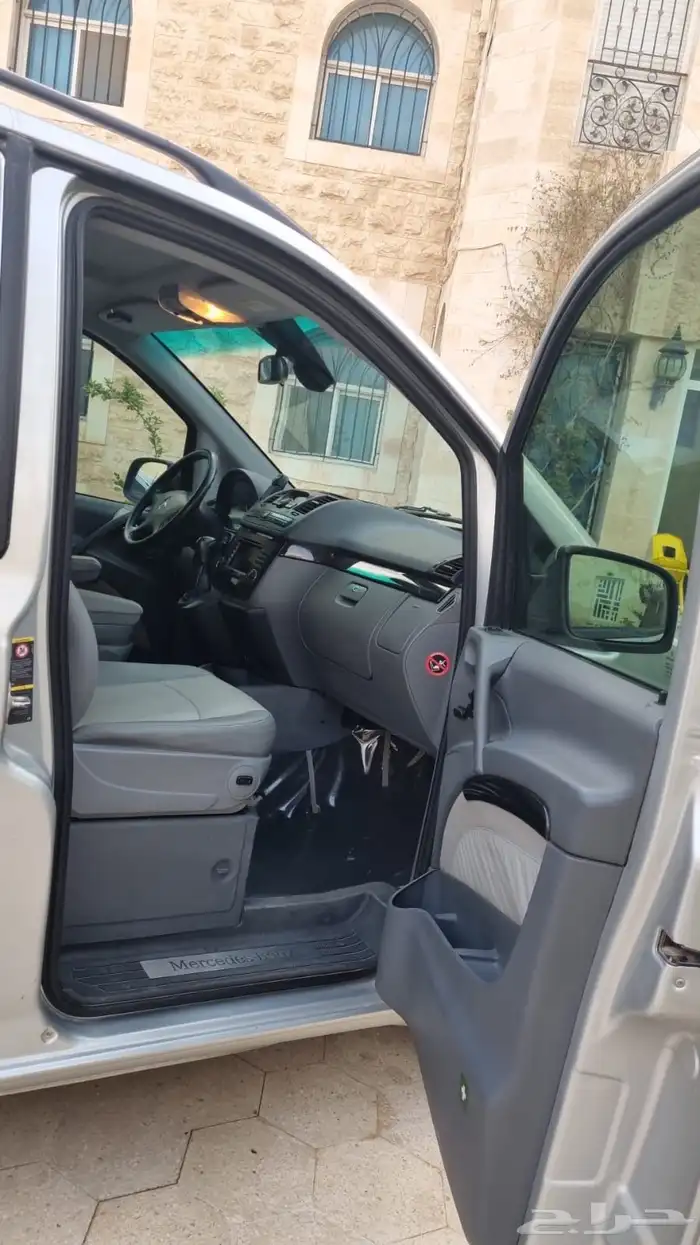 فان مرسيدس 2010 4
