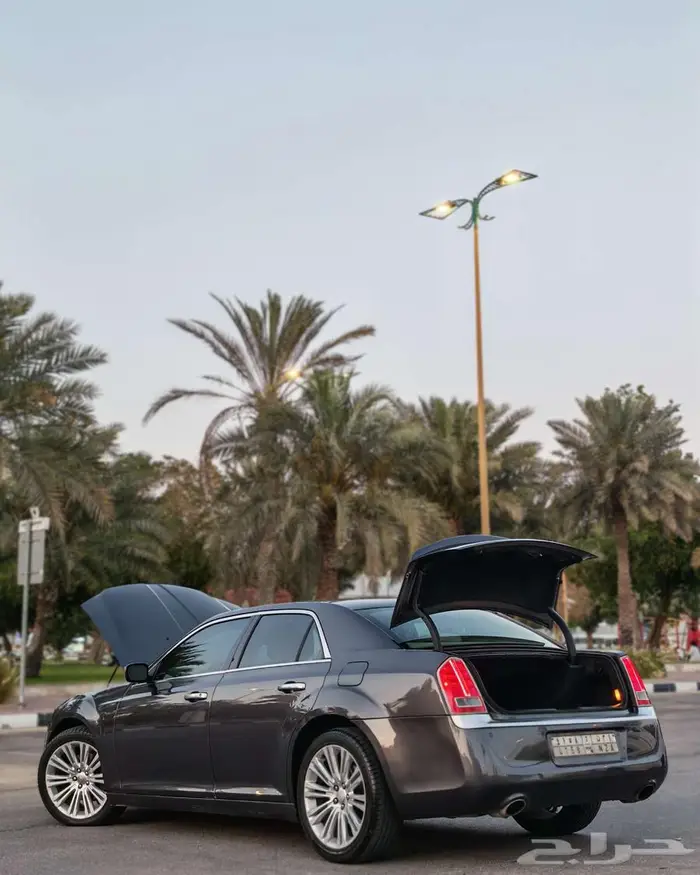 كرايسلر هيمي 2014 ممشى 280 فقط 24